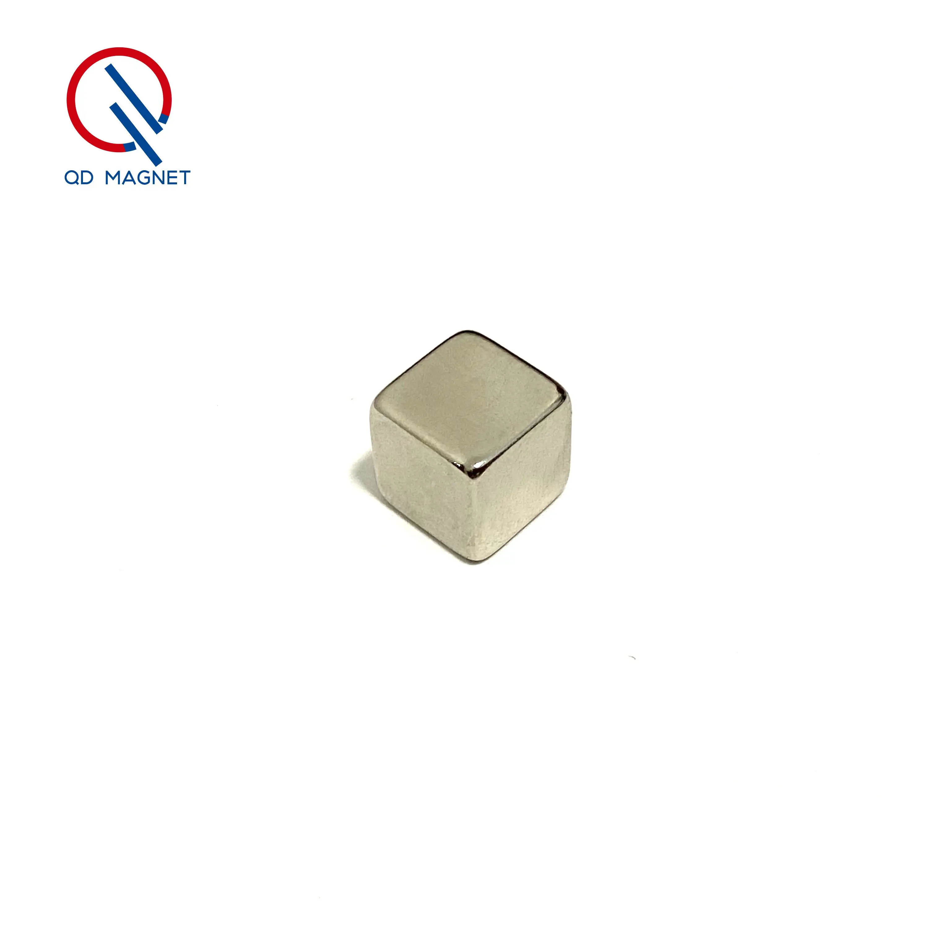 Cube magnétique permanent N35-N52 taille personnalisée aimant bloc néodyme aimant cube