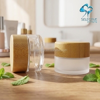 Pots cosmétiques givrés de luxe avec couvercle en bambou 15ml 30ml 50ml, petits pots en verre avec bouchon à vis pour crème visage, écologiques