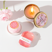 Ensemble cadeau de spa rose poudré tendance 2025, gobelet de 20 oz, boule de sel de bain, bougie, chaussettes en peluche, kit de soins personnels pour femmes
