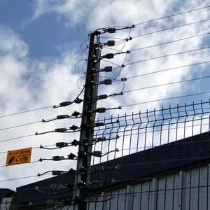 Clôture électrique de sécurité de périmètre pour la maison, équipement d'alarme de clôture de puissance haute tension, électrificateur de clôture électrique en Chine