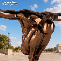 Statue de Homme en Bronze Grandeur Nature, Sculpture Athlétique Équilibrée, Art Métallique pour Hall d'Hôtel, Fabrication Personnalisée