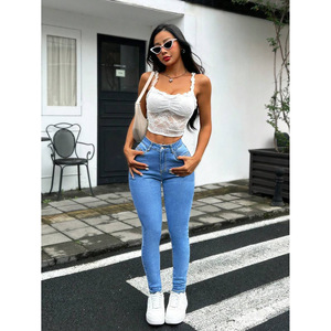 Jean skinny pour femmes grandes tailles, bleu clair, haute élasticité, style fashionista de rue, coupe européenne et américaine - Product Image 1