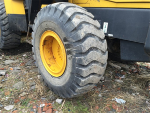 รถตักล้อยางมือสอง Komatsu WA320-5 สภาพดี รับน้ำหนักได้ 15 ตัน เครื่องยนต์ CAT ชั่วโมงการทำงานต่ำ ระบบไฮดรอลิกทำงานราบรื่น - Product Image 5