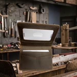 กระเป๋าสตางค์หนังวัวแท้ Napa ยี่ห้อ Boshiho แบบพับสองตอน สไตล์วินเทจ สลักลายด้วยเลเซอร์ พร้อมช่องใส่บัตร ปิดแบบเปิด สีดำ - Product Image 4