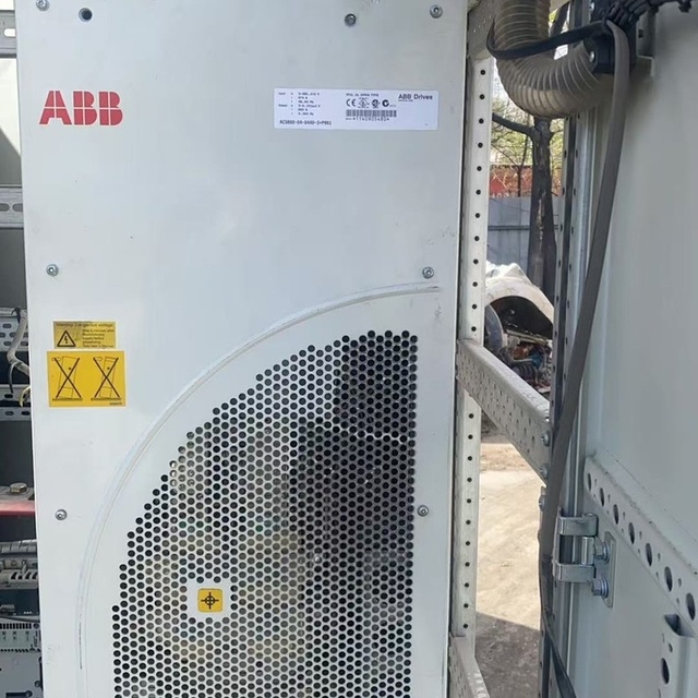 ACS800-04-0440-3+P901 3-Phase 380V 415V 300Hz Inverter AC Drive Industrial Frequency Converter ACS800-04-0440-3+P901