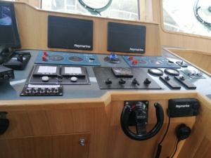 Grandsea 21m玻璃钢材料低价领航船，带舷内柴油机待售 - Product Image 4