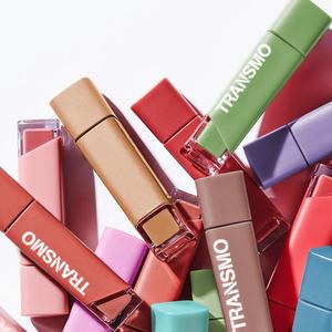 Tubos de Brillo Labial Personalizados, Tubo Aplicador de Brillo Labial Líquido de 8 ml, Envases Vacíos para Brillo Labial, Tubos Personalizables con Pincel - Product Image 1