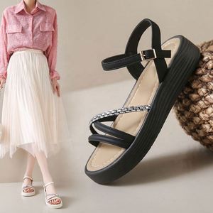 Dép đi biển thường ngày chống trượt đế dày Ngọc Trai Mới Mùa Hè - Product Image 3