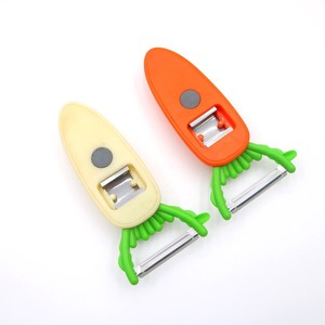 Pelador de Patatas Magnético con Forma de Zanahoria, Multifuncional, de Acero Inoxidable, con Abrebotellas para Uso Doméstico - Product Image 2