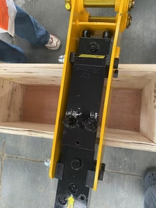 Martillo Hidráulico Lateral SB05 para las Industrias de la Construcción y Minería con Componentes Principales: Cincel, Martillo Rompedor y Bomba - Product Image 6