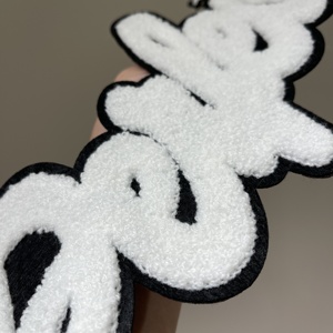 Écusson Alphabet brodé en chenille à transfert de chaleur personnalisé, fer à repasser, vente en gros de patchs en chenille, lettres grecques - Product Image 3