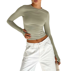 T-shirt à manches longues pour femmes col rond solide coupe ajustée haut court avec trous pour les pouces Streetwear - Product Image 1
