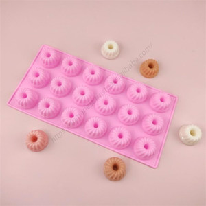 แม่พิมพ์เค้กชิฟฟอน 18 หลุม แบบขายส่ง ราคาพิเศษ ชุดแม่พิมพ์ซิลิโคนลายวน สำหรับทำขนม อุปกรณ์ครัว - Product Image 3
