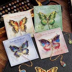 Marque-page vintage en métal coloré en forme de papillon avec chaîne métallique, marque-pages de luxe en gros, accessoire de lecture, cadeau unique - Product Image 1