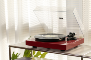 Tocadiscos con la Mejor Relación <span class=keywords><strong>Calidad</strong></span>-<span class=keywords><strong>Precio</strong></span>, Combina Facilidad de Uso con un Sonido Hi-Fi Real a un <span class=keywords><strong>Precio</strong></span> Inigualable - Product Image 1