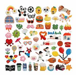 Parches de Tela de Poliéster Bordados con Lindos Pandas de Dibujos Animados Japoneses, Forma de Animal, Termoadhesivos, Personalización en Pequeños Lotes, 7 Días - Product Image 1
