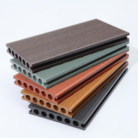 Plancher composite à âme creuse fabriqué en Chine pour les espaces extérieurs avec terrasse en WPC