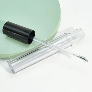 Nieuw Ontwerp Metalen Lipgloss Vloeibare Lippenstift Verpakking Heldere Fles Cosmetische Lege Lipgloss Buiscontainers