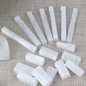 หินเซเลไนต์ธรรมชาติแท่งสีขาวสำหรับบำบัดและตกแต่ง ขายส่ง - Product Image 6