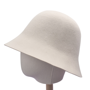 Chapeau cloche en feutre de laine pour femmes Style vintage une pièce moulé 100 pour cent chapeau en laine pour l'automne et l'hiver - Product Image 3