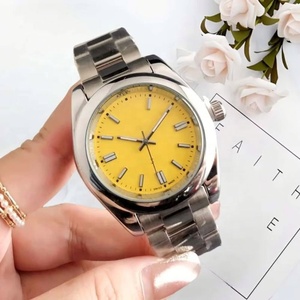 Reloj de Mujer Moderno con Esfera Rosa, Correa de Acero Inoxidable, Minimalista, Casual, de Lujo, de Cuarzo, para Negocios - Product Image 3