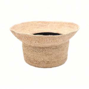 Chapeau Bob en Paille de Raphia Fait Main par un Créateur Personnalisé pour Femme, Protection Solaire pour la Plage, le Quotidien, le Sport, les Activités de Plein Air et les Tenues Décontractées - Product Image 2