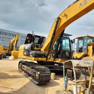 Escavatore Cingolato Caterpillar 320D Usato, 20 Tonnellate, Benna da 1,7m, Potenza 99kW, Modello 2023, Origine Alaska e Motore Hitachi - Product Image 5