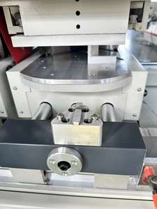 Máquina de Soldadura sin Costuras de Doble Cabezal de Alta Calidad YBKE para Puertas y Ventanas de Aluminio con Motor - Product Image 4