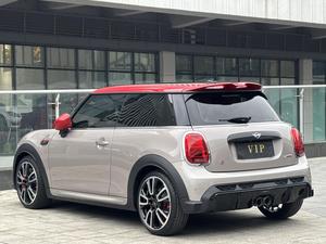 <span class=keywords><strong>MINI</strong></span> <span class=keywords><strong>JCW</strong></span> ALL-IN d'occasion 2022, toutes options, coupé 3 portes, performance, automatique, turbo 2.0T, châssis <span class=keywords><strong>JCW</strong></span> d'origine, HUD, Harman Kardon L2 - Product Image 4