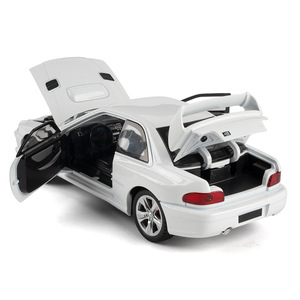 Modellino <span class=keywords><strong>Auto</strong></span> in Metallo STI Scala 1:24, Giocattolo per Bambini Che Zhi Cz241322 con Batteria al Litio, 0-24 Mesi, Vendita all'Ingrosso - Product Image 5
