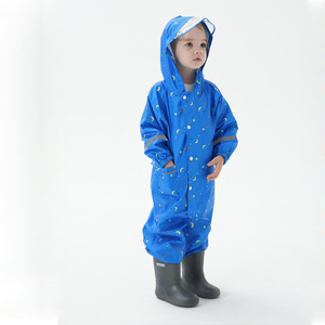 <span class=keywords><strong>Set</strong></span> di cappotti antipioggia stampati floreali in poliestere all'ingrosso per neonate ragazzi bambini che giocano all'aperto tuta antipioggia per bambini - Product Image 4