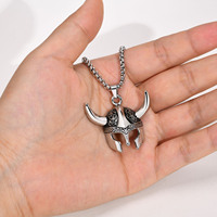 Design nordique rétro coulée noeud celtique en acier inoxydable casque spartiate masque pendentif collier Hip Hop hommes Viking bijoux