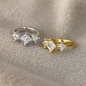 Anillo Minimalista de Moda, Joyería Moderna, Chapado en Oro de 18K, Corte Princesa, Anillos Delicados con Circonita para Bebé - Product Image 5