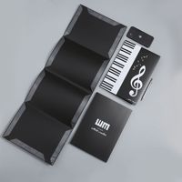 Logo personnalisé de haute qualité format A4 PP plastique noir dossier de musique pliable à 4 poches latérales