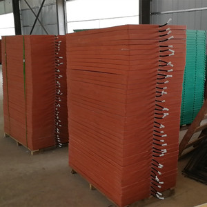Jaula de Parto Galvanizada para Cerdos, Equipo de Cría con Alimentación y Bebedero Automáticos - Product Image 6