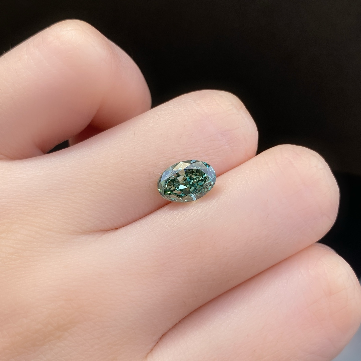 OV Fancy Intense Green 2.18CT VS1