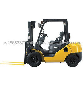 Montacargas Komatsu FD30, Montacargas Usado de Primera Calidad Original, Buen Rendimiento, 3 Toneladas, 3 Metros, Bajo Precio, Montacargas Usado Diésel - Product Image 1