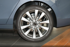 <span class=keywords><strong>Mazda</strong></span> <span class=keywords><strong>3</strong></span> Axela 2025, Autos Nuevos de Alta Velocidad, Chang'an 2.0L Gasolina, Auto Compacto, Sedán de 5 Plazas, Volante a la Izquierda, Bajo Costo, 213KM/H - Product Image 5
