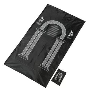 Tapis de prière portable personnalisé 60*100cm avec boussole, tapis de prière en polyester pour mosquée, cadeau islamique portable pour musulmans - Product Image 5