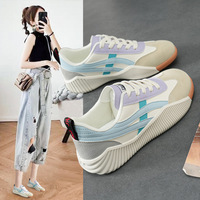 Sepatu Sneakers Chunky Wanita Model Tali Warna-warni Kasual untuk Jalan Santai