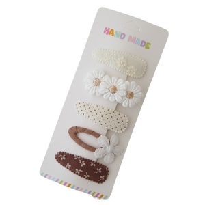 Barrettes à cheveux pour filles, pinces à cheveux en tissu avec broderie fleur de marguerite, accessoires pour cheveux faits à la main pour enfants - Product Image 6