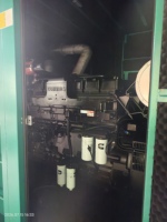 Générateur diesel silencieux MADO 750 kVA 600 kW triphasé 60 Hz type super silencieux Moteur KTAA19-G6A ATS