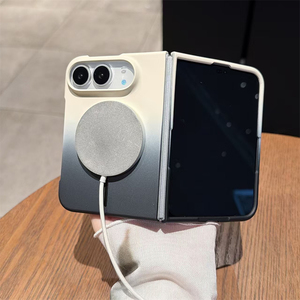 เคสโทรศัพท์แบบพับได้แม่เหล็กสองสีไล่เฉดแบบด้านพรีเมียมสำหรับ iPhone Ultra 18 Fold Ultra รองรับการชาร์จไร้สาย ป้องกันแรงกระแทก ผลิตจากวัสดุ PC - Product Image 3