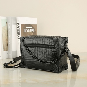 Sac à main en cuir de crocodile noir avec fermeture carrée et poignées, style classique, pour femme, usage quotidien, sac à main en cuir de crocodile noir - Product Image 2