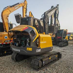 Mini-excavatrice sur chenilles Volvo 60D d'occasion de 6 tonnes avec moteur - Product Image 4