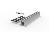 Système de fixation de panneaux solaires lestés pour toit plat