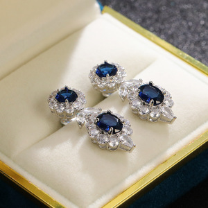 Orecchini Pendenti in Cristallo Blu Reale per Donne, Eleganti Accessori per Uso Quotidiano e Feste - Product Image 4