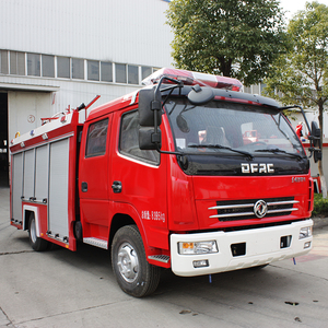 <span class=keywords><strong>Camion</strong></span> <span class=keywords><strong>de</strong></span> pompiers Dongfeng avec empattement <span class=keywords><strong>de</strong></span> 3800 mm, réservoir d'eau <span class=keywords><strong>de</strong></span> 4000 litres, pompe à incendie CB10/30, petit <span class=keywords><strong>camion</strong></span> <span class=keywords><strong>de</strong></span> pompiers - Product Image 2