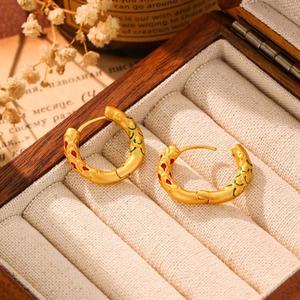 Boucles d'oreilles géométriques dorées rétro tendance pour femmes, style asiatique, luxe français haut de gamme, effet goutte d'huile, cadeau polyvalent, accessoire de mode - Product Image 1