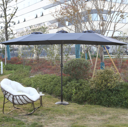 Bleu marine + Acier + Jardin et extérieur